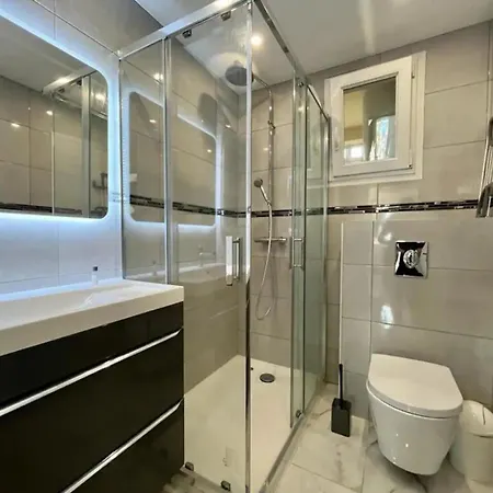 アパート Superbe A / 3